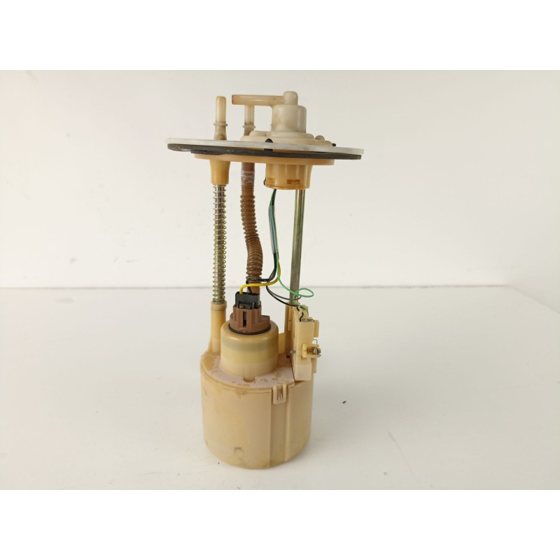 Recambio de bomba combustible aforador para hyundai atos 1.0 g referencia OEM IAM 3111002000  