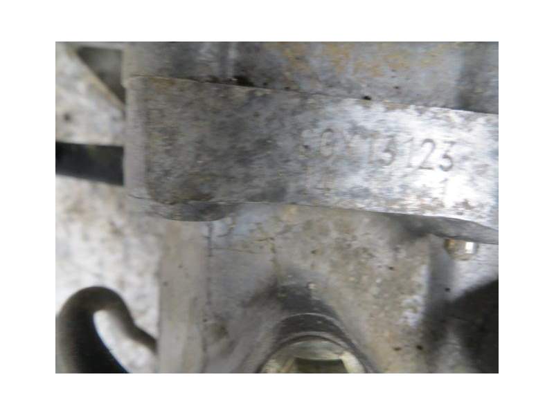 Recambio de antiniebla derecho para renault laguna 1.9 dci referencia OEM IAM 89201781 8200002470 