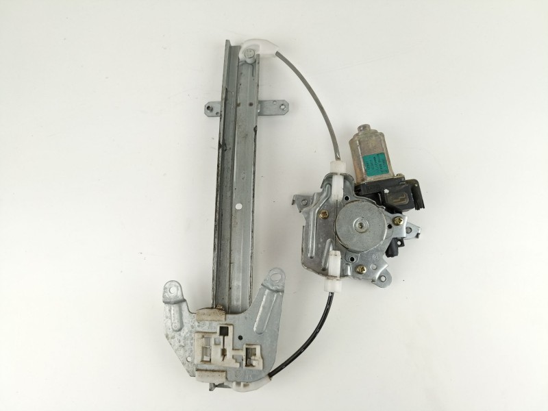 Recambio de elevalunas trasero derecho para nissan x-trail 2.2 td referencia OEM IAM 827208H300 80730 