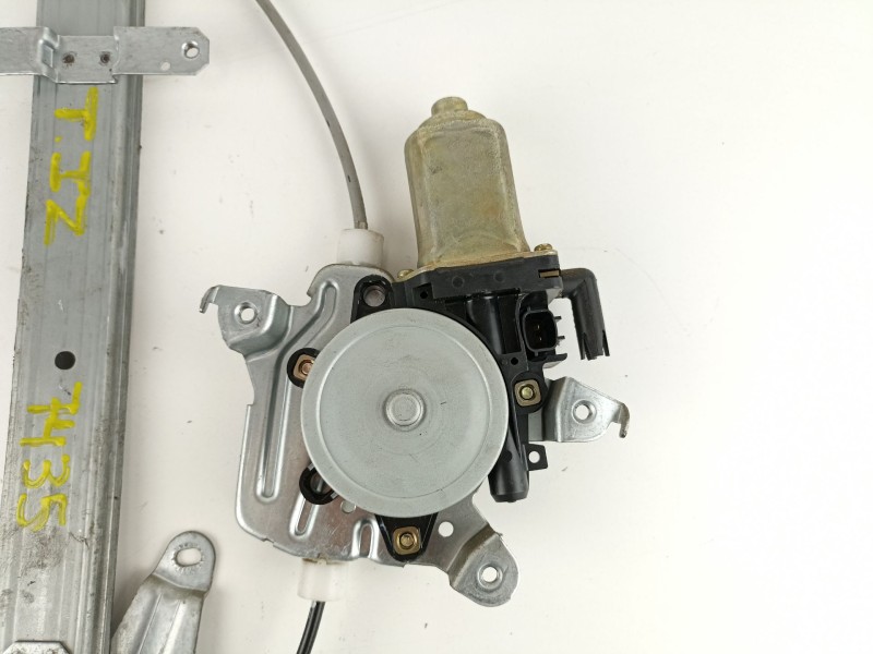 Recambio de elevalunas trasero izquierdo para nissan x-trail 2.2 td referencia OEM IAM 827218H300 80731 