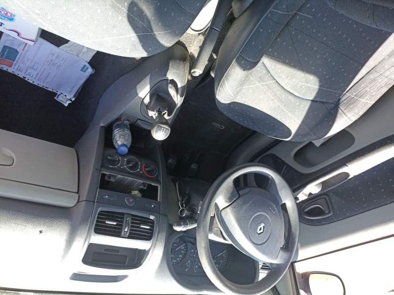 renault clio ii (bb_, cb_) del año 2002
