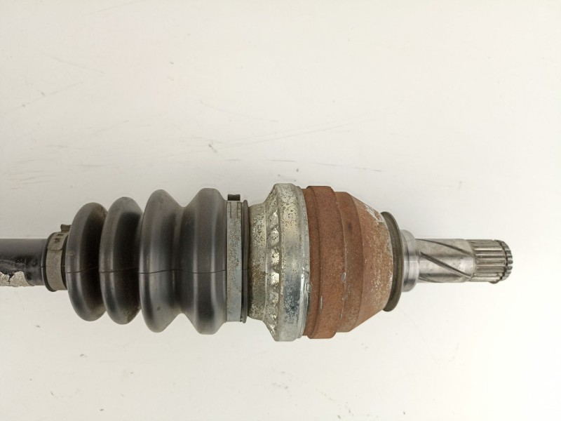 Recambio de transmision delantera izquierda para opel astra h berlina 1.4 16v referencia OEM IAM 374545  