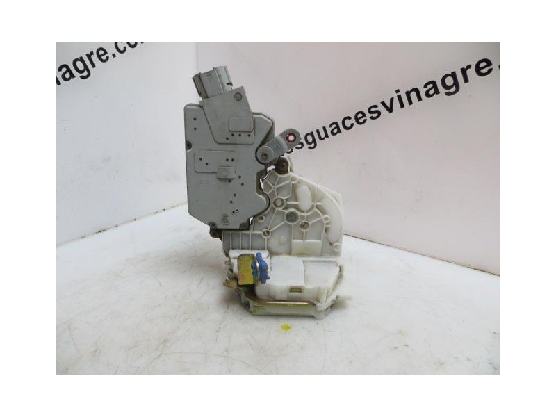 Recambio de cerradura pta. tras. izq. : nissan primera : 2.0 td -cd20turbo (89,76cv)5p [1998] para nissan primera 2.0 td -cd20tu