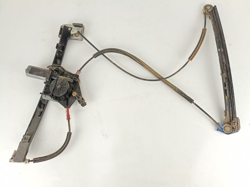 Recambio de elevalunas delantero derecho para opel astra 1.7 cdti referencia OEM IAM 6207116 851795 