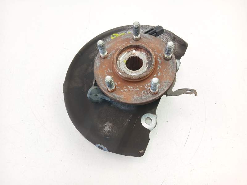 Recambio de mangueta delantera derecha para mitsubishi asx (ga_w_) 1.8 di-d (ga6w) referencia OEM IAM 3870A008  