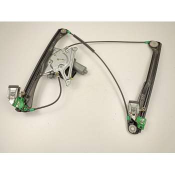 ELEVALUNAS DELANTERO IZQUIERDO 8D0837397D 