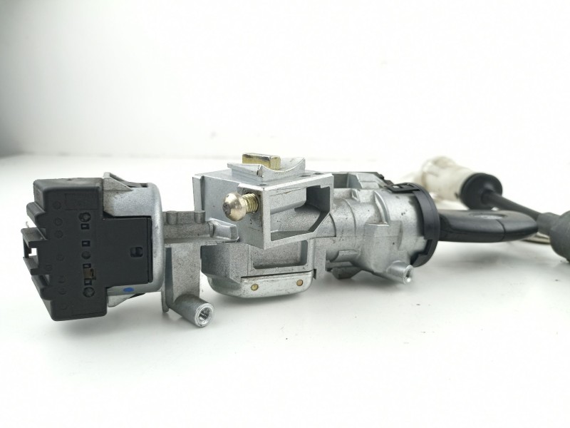 Recambio de conmutador de arranque para ford focus c-max 2.0 tdci referencia OEM IAM 3M513F880AC  