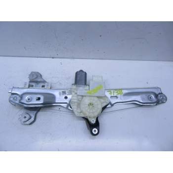ELEVALUNAS TRASERO DERECHO 827203827R 