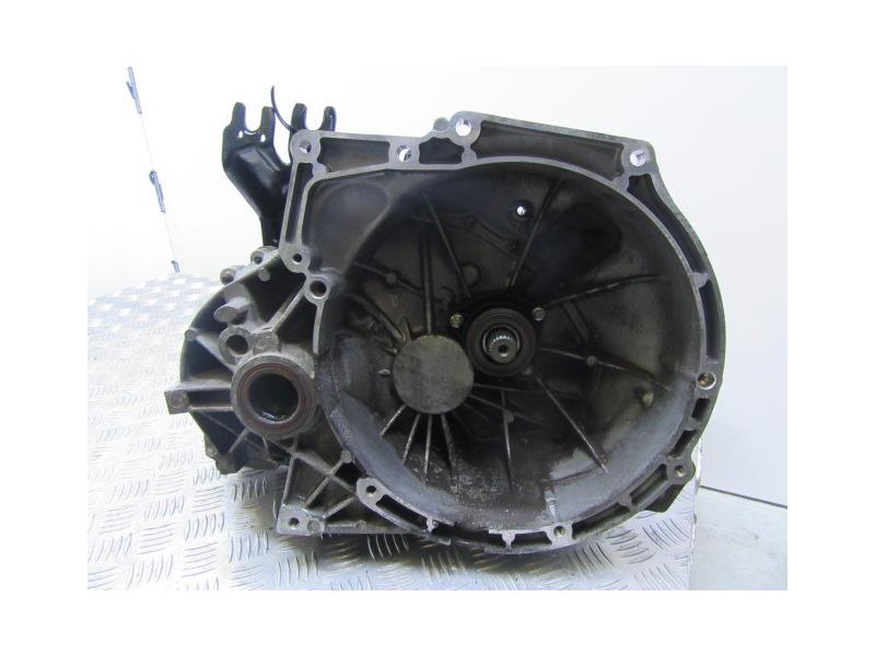 Recambio de cambio 5v (td/tdi) : volvo s40 : 1.6 td [2007] para volvo s40 1.6 td referencia OEM IAM 6N5R7002  