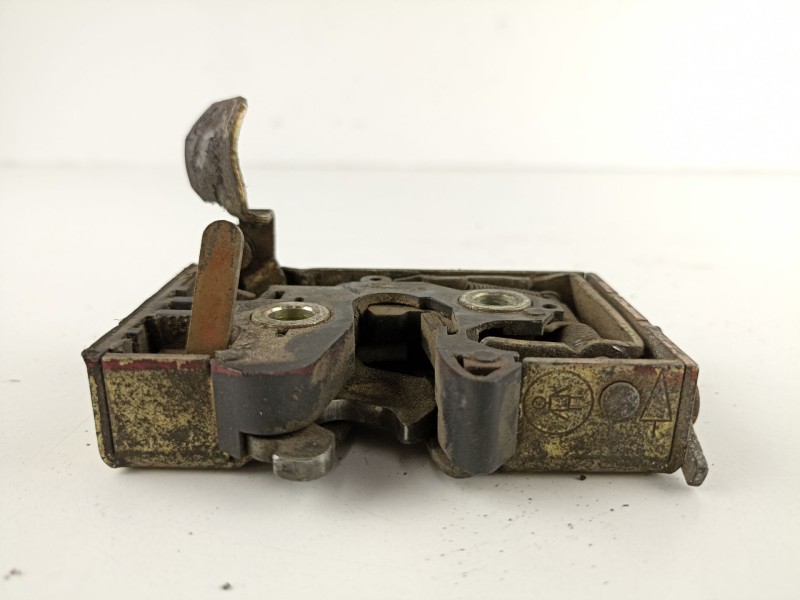 Recambio de cerradura puerta delantera izquierda para seat toledo 1.8 g -ad2 referencia OEM IAM 1L0837015  