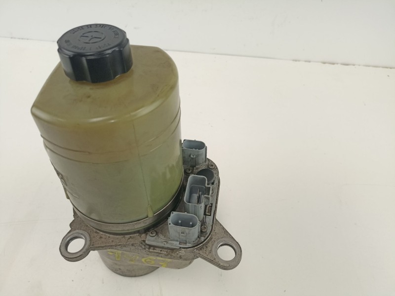 Recambio de bomba direccion electrica para ford focus c-max 2.0 tdci referencia OEM IAM 1357374 4M513K514AD 