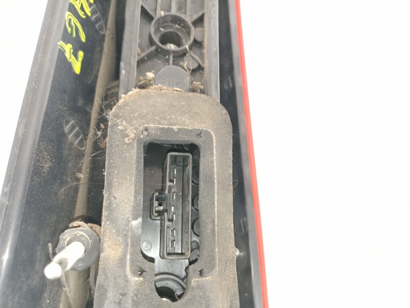 Recambio de piloto trasero izquierdo para ford focus c-max 2.0 tdci referencia OEM IAM 1347455  