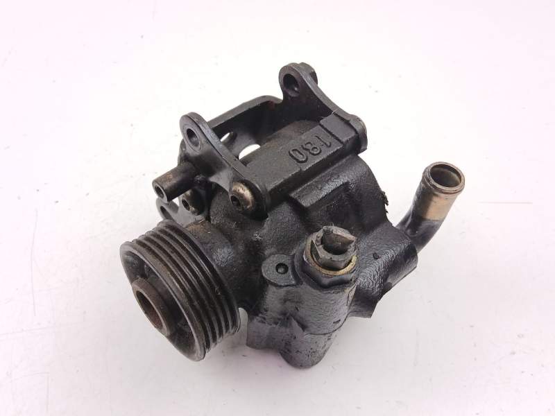 Recambio de bomba direccion para ford mondeo 1.8 d referencia OEM IAM 97BG3A696AB  