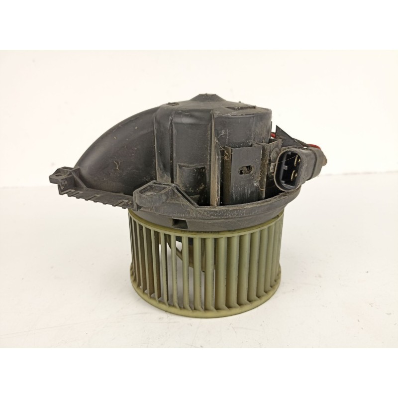 Recambio de motor calefaccion para renault megane 1.9 d ( f8q ) referencia OEM IAM 7701040562 A52653121T 