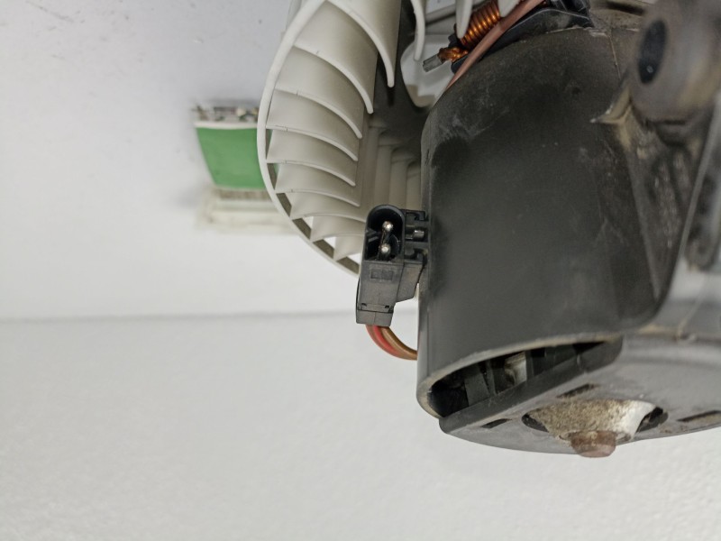 Recambio de motor calefaccion para citroen c 4 1.4 g referencia OEM IAM 539.9045.200CONRESISTENCIA  