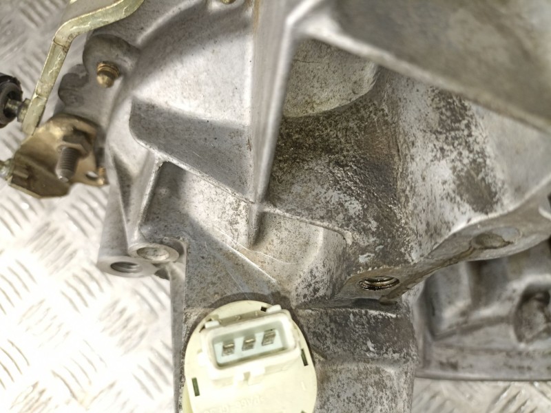 Recambio de caja cambios 5v diesel para citroen saxo 1.5 d seduction referencia OEM IAM 20CE280072061  