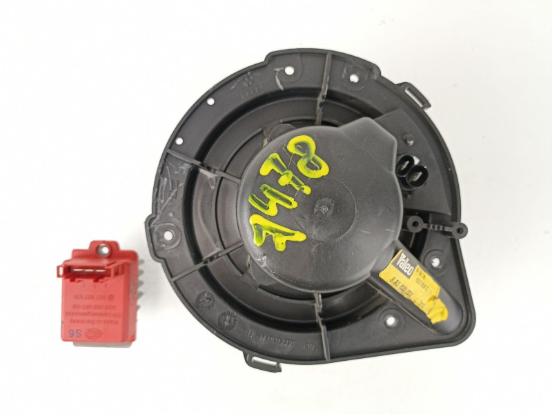 Recambio de motor calefaccion para audi a4 1.8g adr 4p referencia OEM IAM 8A1820021  