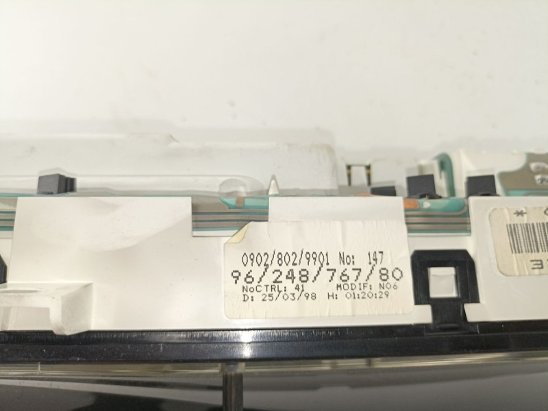 Recambio de cuadro instrumentos para citroen saxo 1.1 referencia OEM IAM 9624876780  