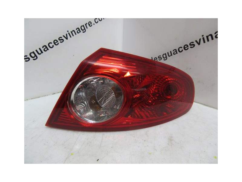 Recambio de piloto trasero derecho para chevrolet lacetti 1.6 g referencia OEM IAM 96387725  