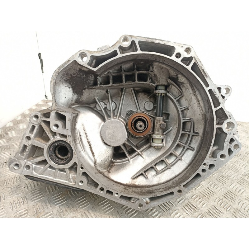 Recambio de caja cambios 5v gasolina para opel corsa 1.0 g referencia OEM IAM 90400197 330360111 