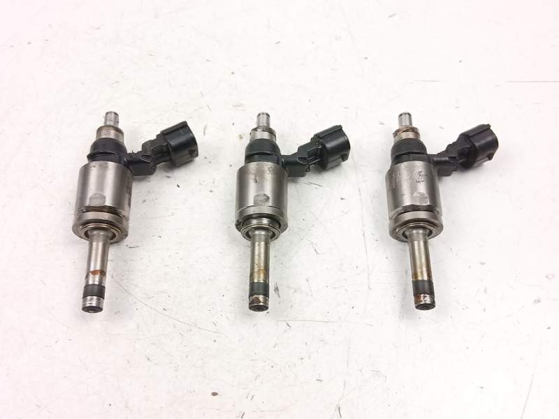 Recambio de inyectores juego para renault captur i (j5_, h5_) 1.2 tce 120 referencia OEM IAM 8201438013  
