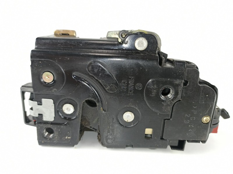 Recambio de cerradura puerta trasera izquierda para audi a2 (8z) 1.4 referencia OEM IAM 8Z0839015A  