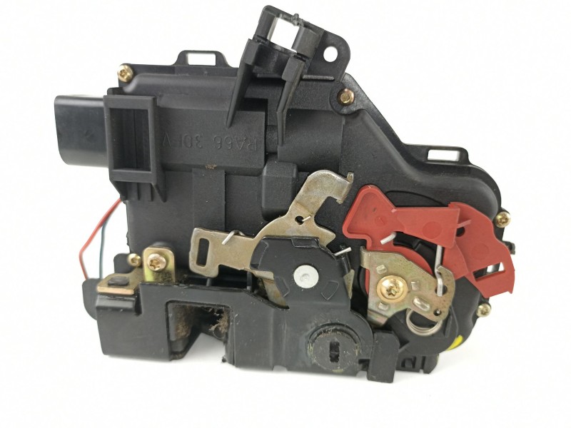 Recambio de cerradura puerta trasera derecha para audi a2 (8z) 1.4 referencia OEM IAM 8Z0839016A  