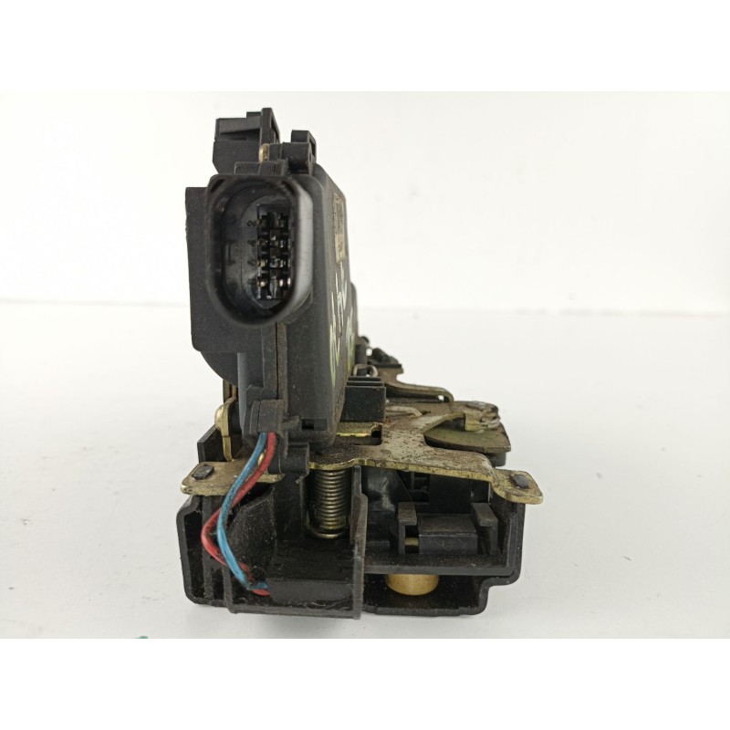 Recambio de cerradura puerta delantera izquierda para volkswagen new beetle (9c1/1c1) 1.9 tdi referencia OEM IAM C3B1837015A  