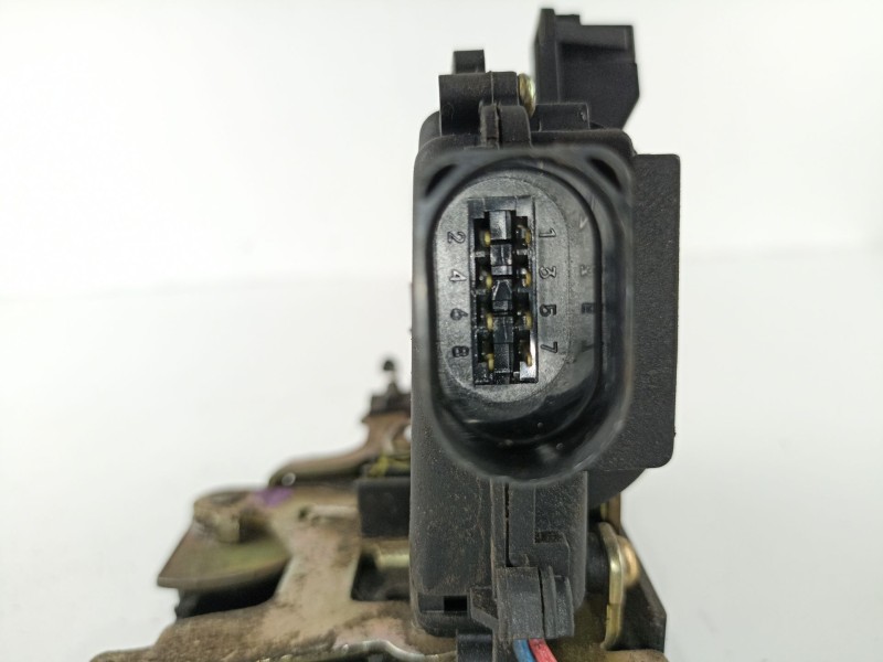 Recambio de cerradura puerta delantera derecha para volkswagen new beetle (9c1/1c1) 1.9 tdi referencia OEM IAM C3B1837016A  