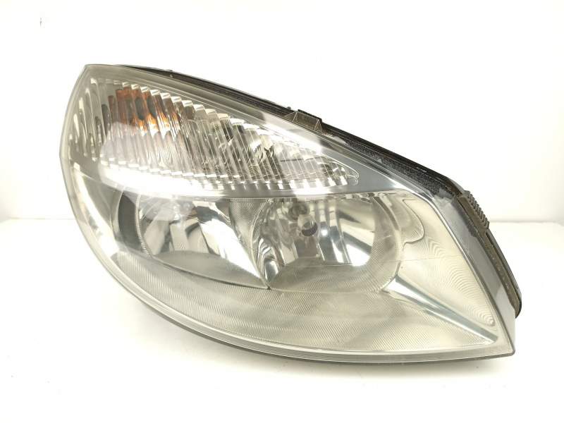 Recambio de faro derecho para renault scenic ii 1.9 dci diesel referencia OEM IAM 7701056126 044576 