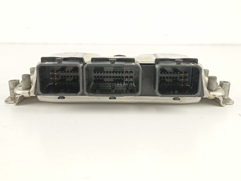 Recambio de centralita para peugeot 106 1.1 g referencia OEM IAM 9637838780 0261206246 