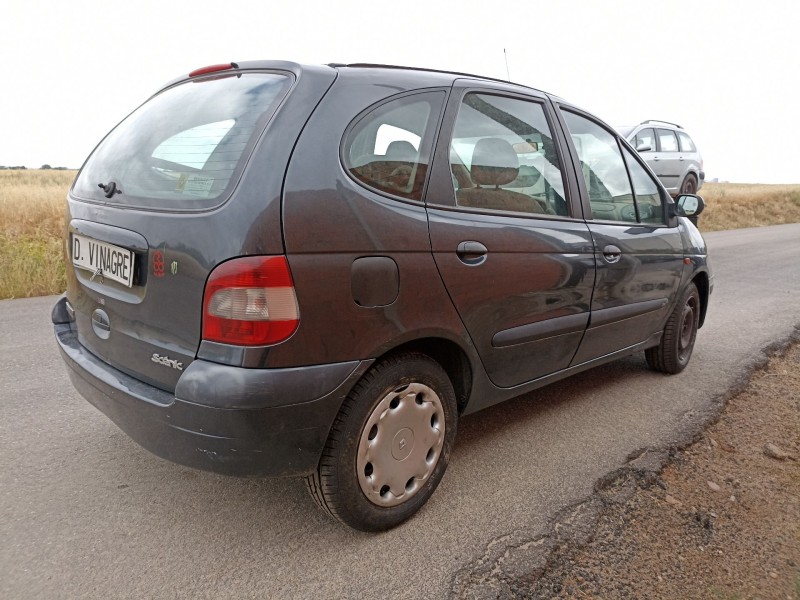 renault scenic (ja..) del año 2001