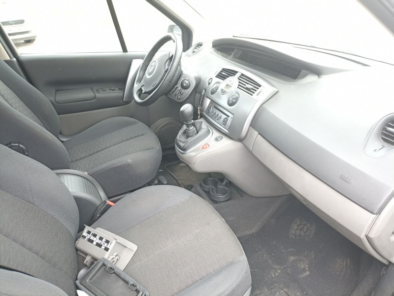 renault scenic ii del año 2003
