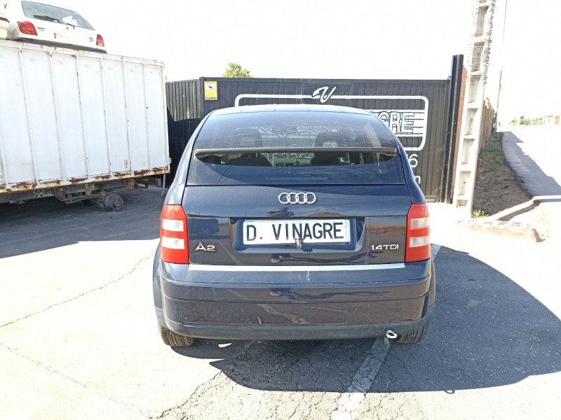 audi a2 (8z) del año 2000