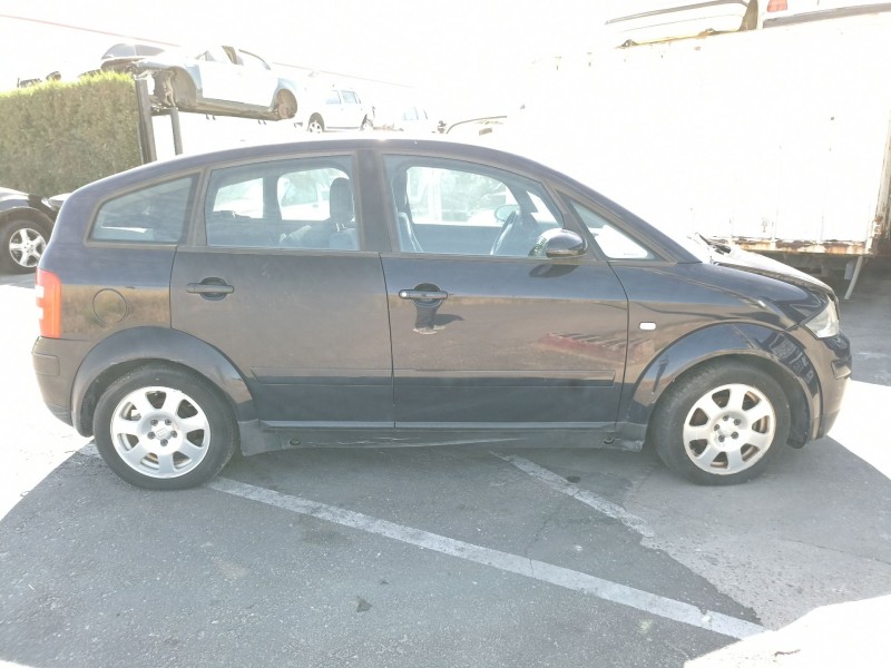 audi a2 (8z) del año 2000