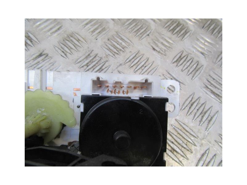 Recambio de mandos calefaccion : chrysler neon : 2.0 g (133,24cv) [2002] para chrysler neon 2.0 g referencia OEM IAM 04885336AA 