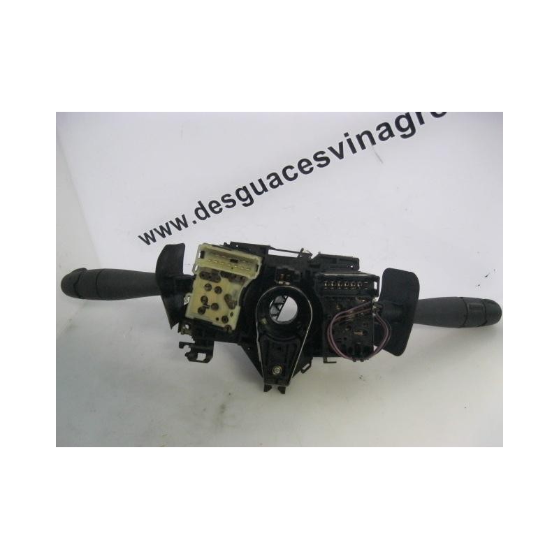 Recambio de mando luces y limpias : renault clio : 1.9 d /f9q h7 (80,24cv) 3p [2000] para renault clio 1.9 d /f9q h7 referencia 