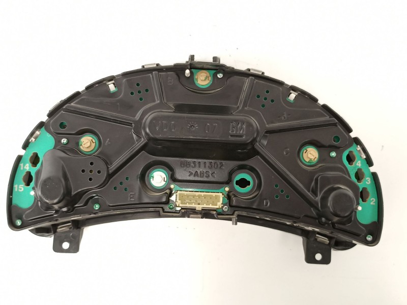 Recambio de cuadro instrumentos para opel combo (corsa c) 1.3 16v cdti referencia OEM IAM 13173347WA 110008988026 