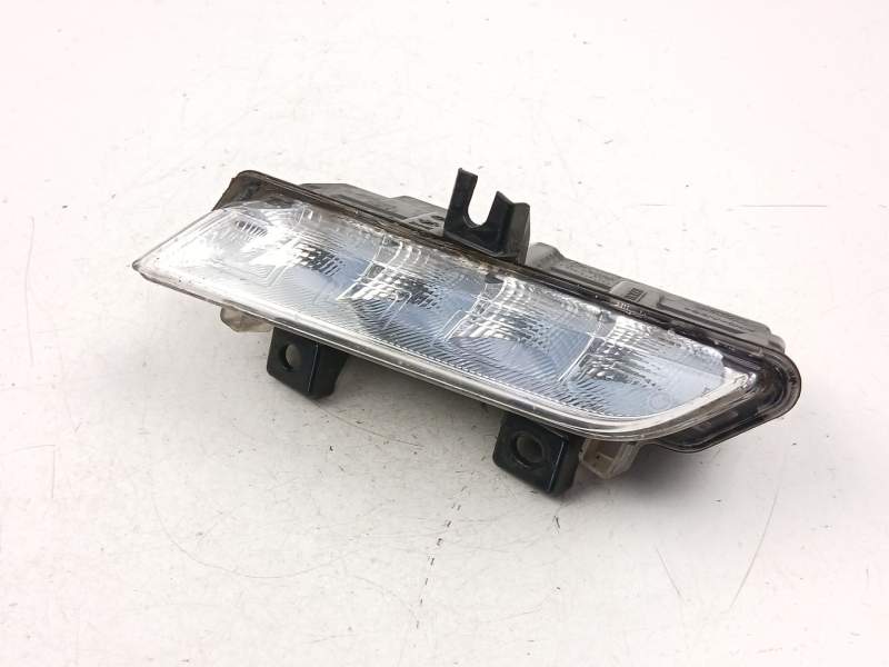 Recambio de piloto delantero izquierdo para renault captur i (j5_, h5_) 1.2 tce 120 referencia OEM IAM 266059367R  