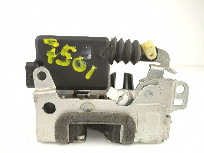 Recambio de cerradura puerta delantera derecha para dacia duster ambiance 4x2 referencia OEM IAM 8200735224  