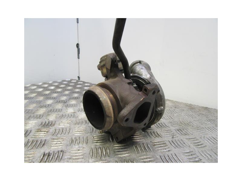 Recambio de turbo : m. benz c 220 : 2.2 cdi (142,76cv) 3p [2002] para m. benz c 220 2.2 cdi referencia OEM IAM A6110960999  