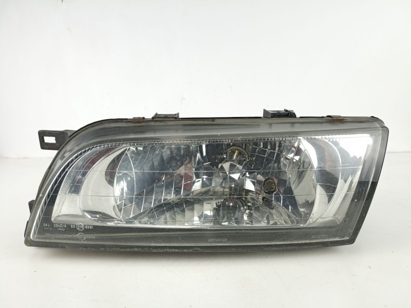Recambio de faro izquierdo para nissan almera (n15) 1.6 16v cat referencia OEM IAM 260652N310  