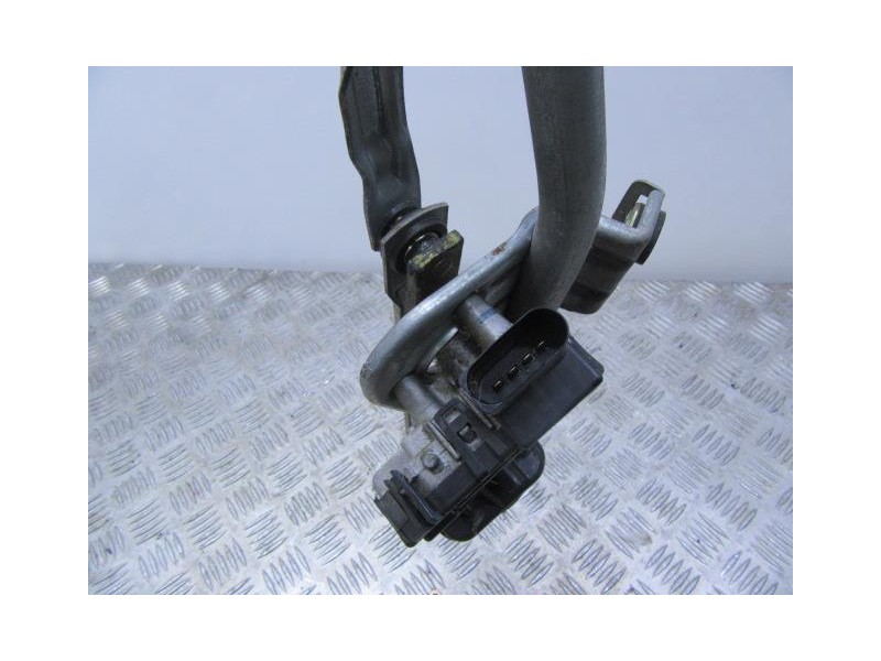 Recambio de motor limpia delantero : volkswagen passat : 1.9 tdi (130,52cv) 5p [2002] para volkswagen passat 1.9 tdi referencia 