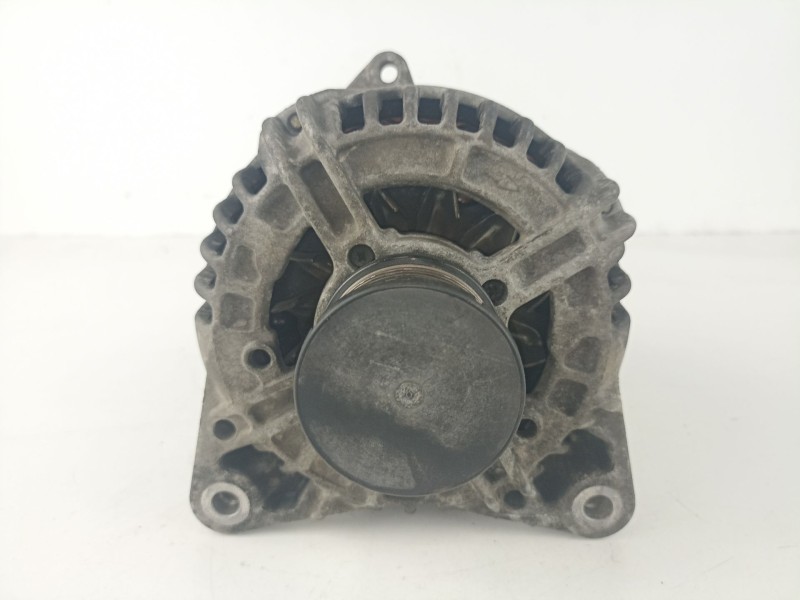Recambio de alternador para renault laguna ii (bg0) 1.9 dci diesel cat referencia OEM IAM 8200251006 0124525076 