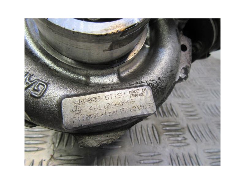 Recambio de turbo : m. benz c 220 : 2.2 cdi (142,76cv) 3p [2002] para m. benz c 220 2.2 cdi referencia OEM IAM A6110960999  
