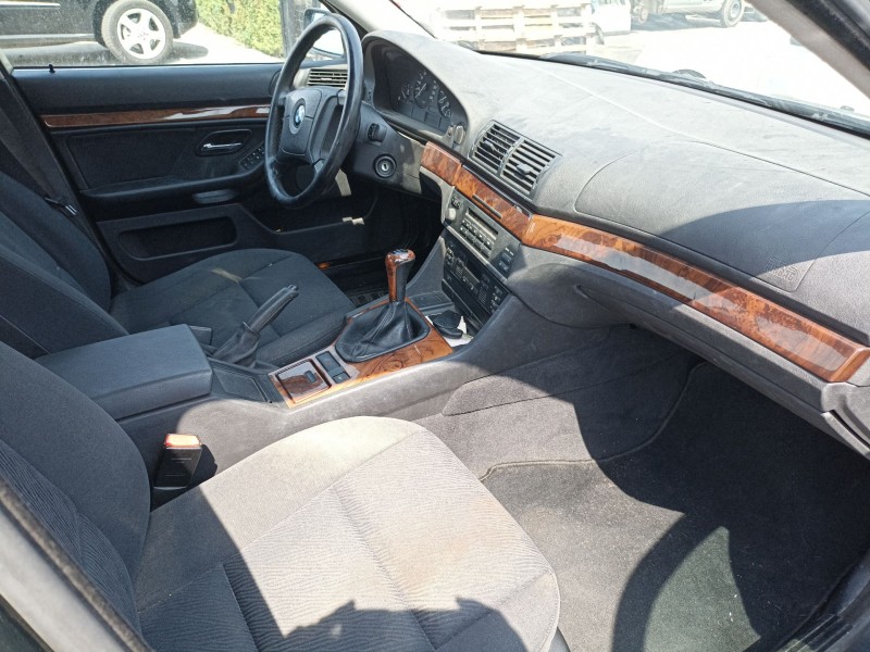bmw serie 5 berlina (e39) del año 2000