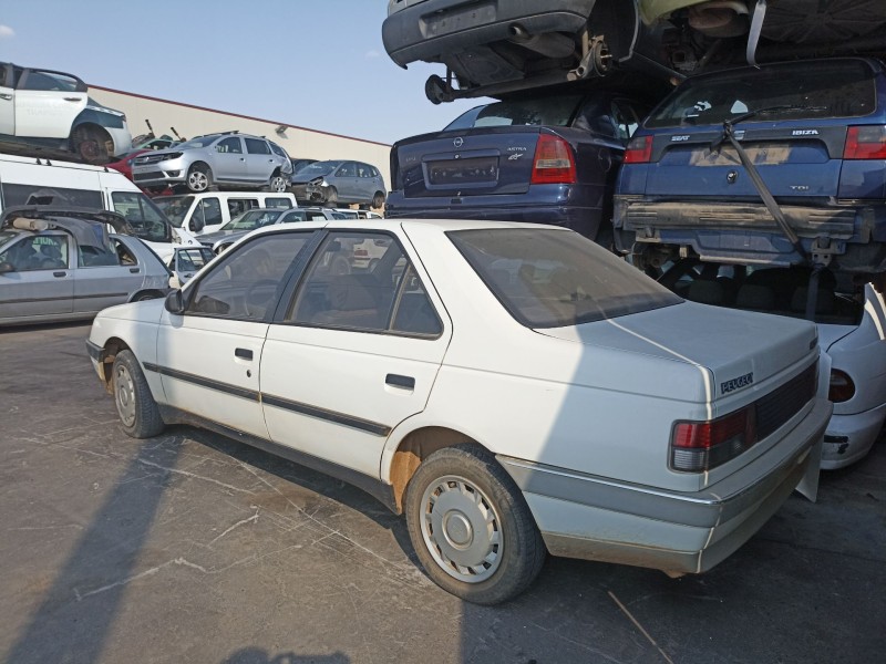 peugeot 405 berlina del año 1987