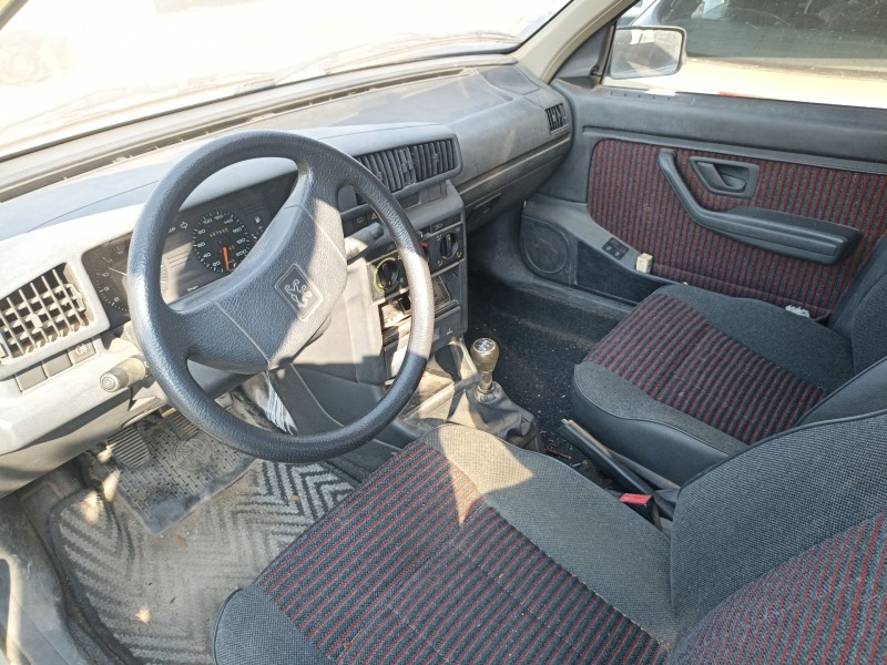 peugeot 405 berlina del año 1987