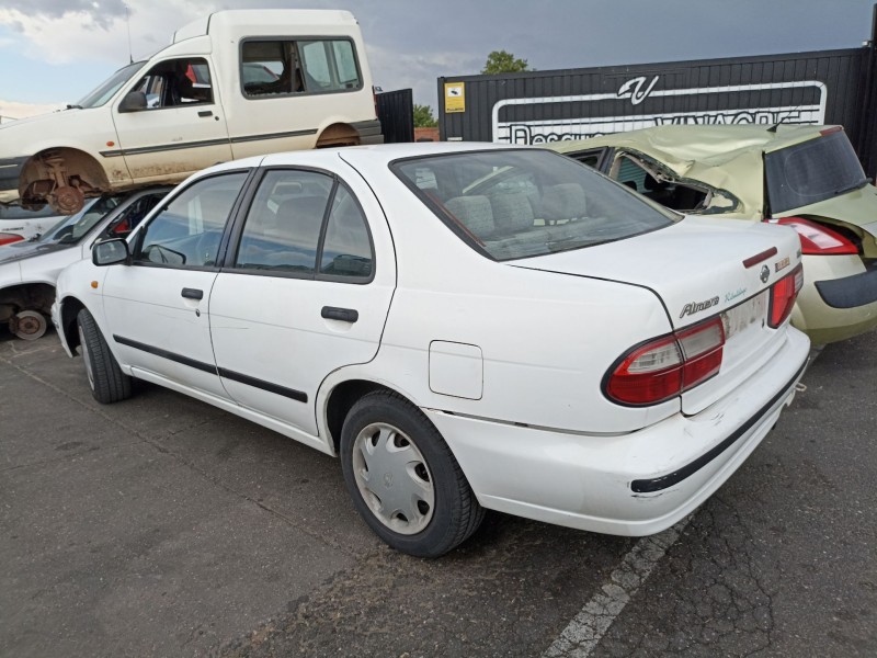 nissan almera (n15) del año 1995
