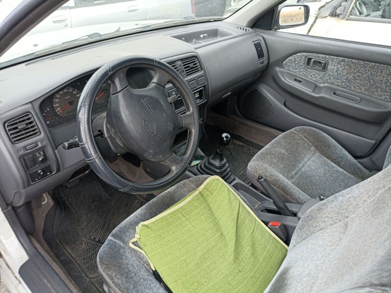 nissan almera (n15) del año 1995